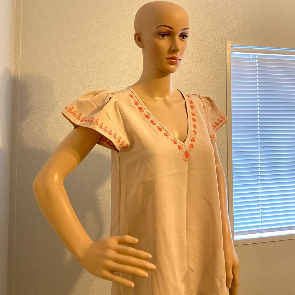 New Bobeau
Embroidered V-Neck Flutter Sleeve Top